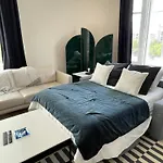 Chambre Dans Appartement Luxueux